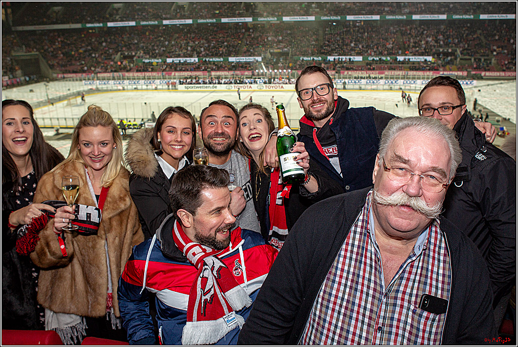 DEL Wintergame; Koelner Haie - Duesseldorfer EG; Koeln, 12.01.2019